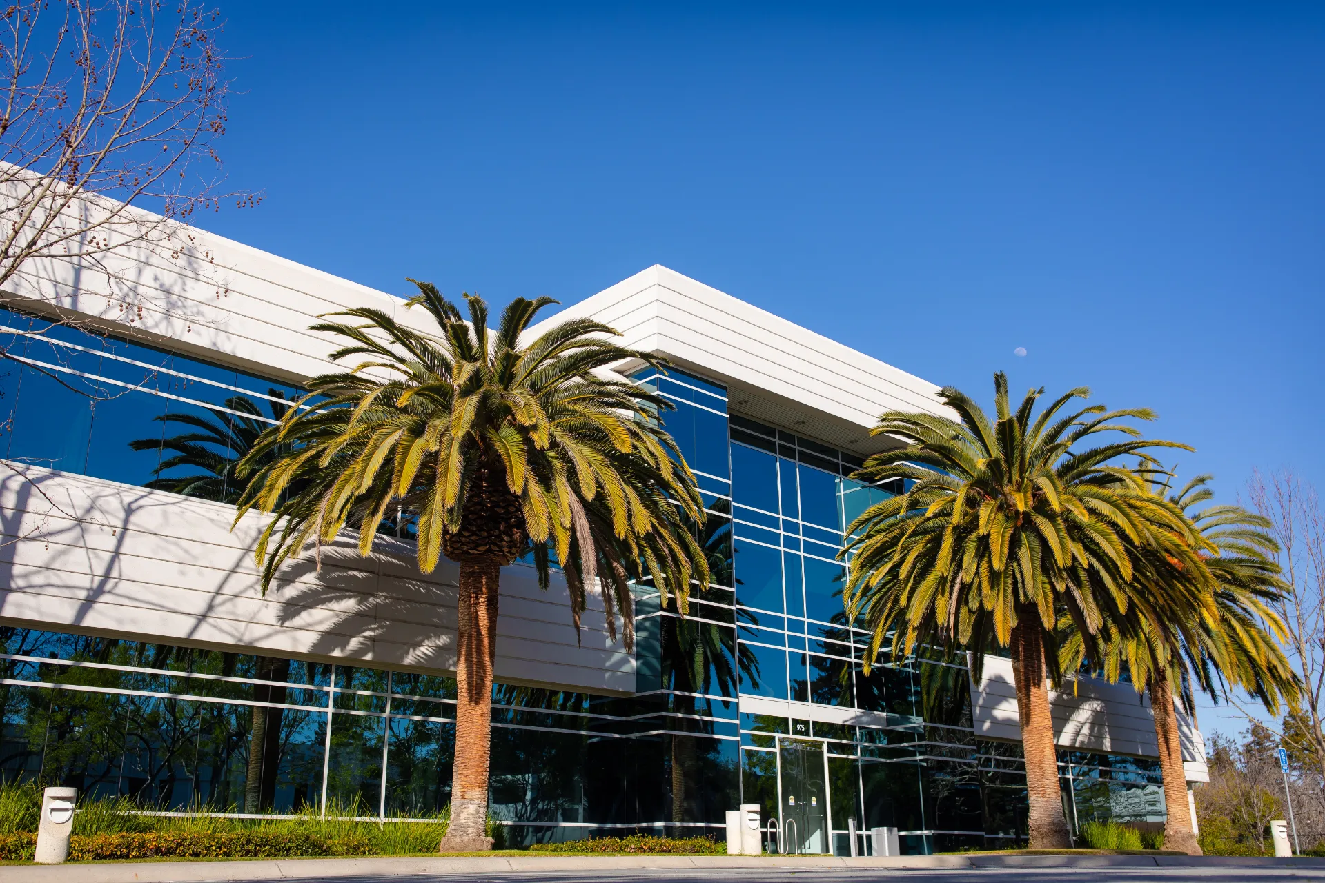 shutterstock 2600791025 0b3k